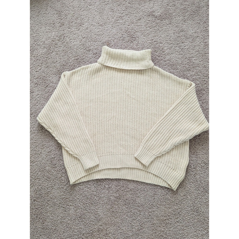 Free People Swim Too Deep Sweater Size Medium Beige NWT Chunky Knit Oversized